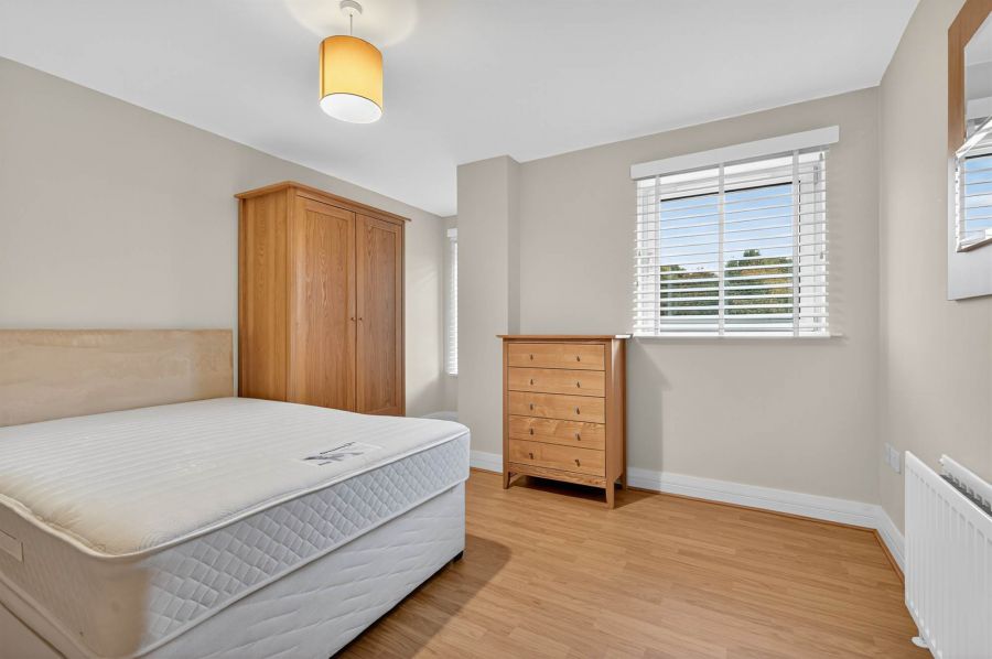 Apt 1 501 Lisburn Road