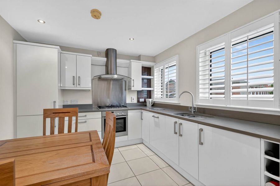 Apt 1 501 Lisburn Road