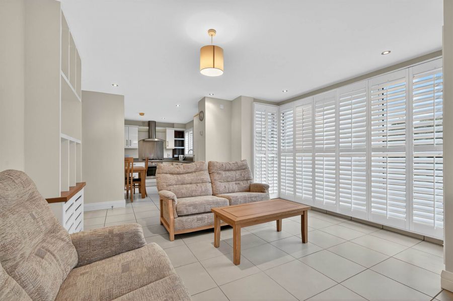 Apt 1 501 Lisburn Road