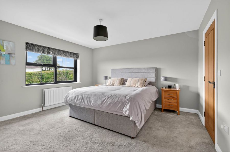 14 Chestnut Lodge