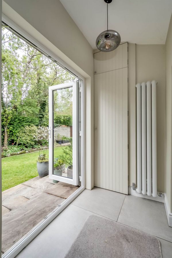 20 Knockbreda Road