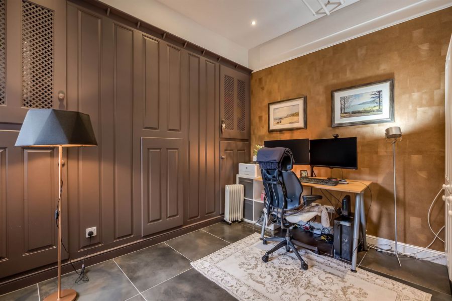 20 Knockbreda Road