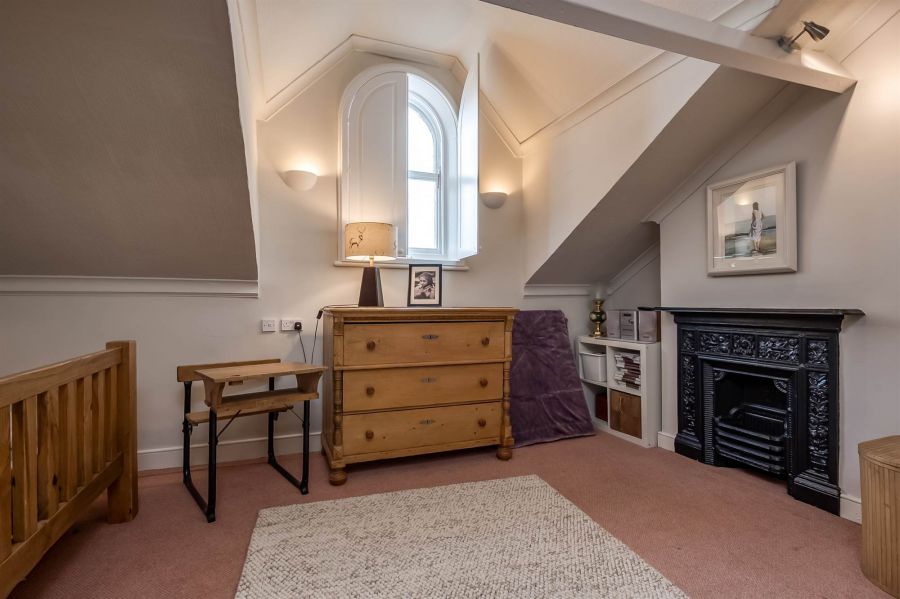 20 Knockbreda Road