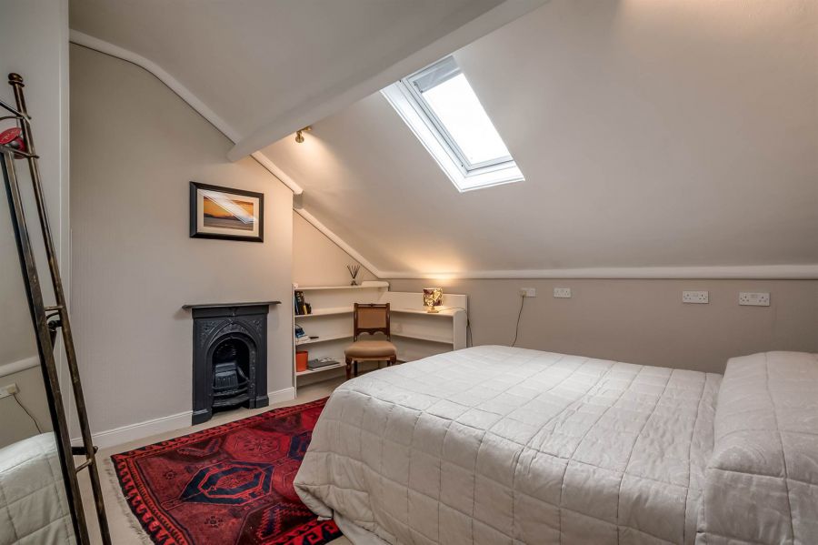 20 Knockbreda Road