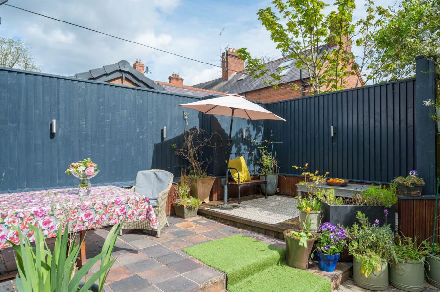 20 Knockbreda Road