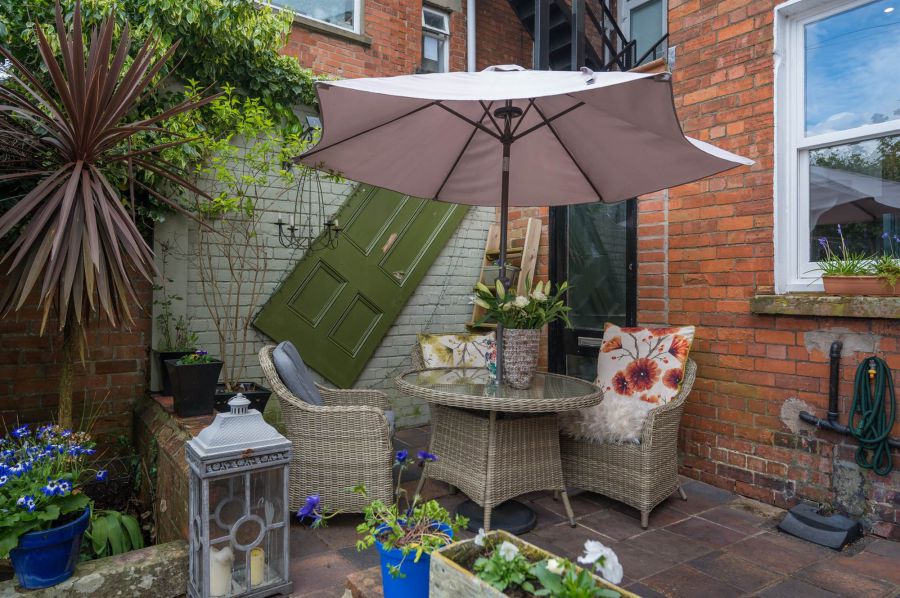 20 Knockbreda Road