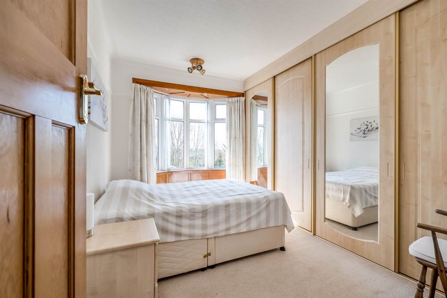29 Kirkliston Park