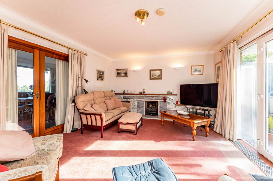 12 Rosemount Park