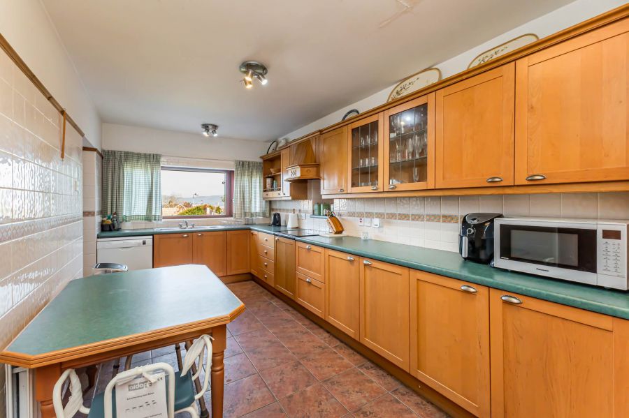 12 Rosemount Park