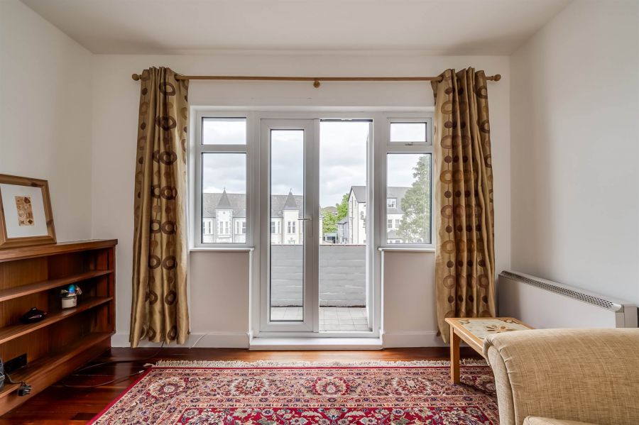 5 Knockhill Court