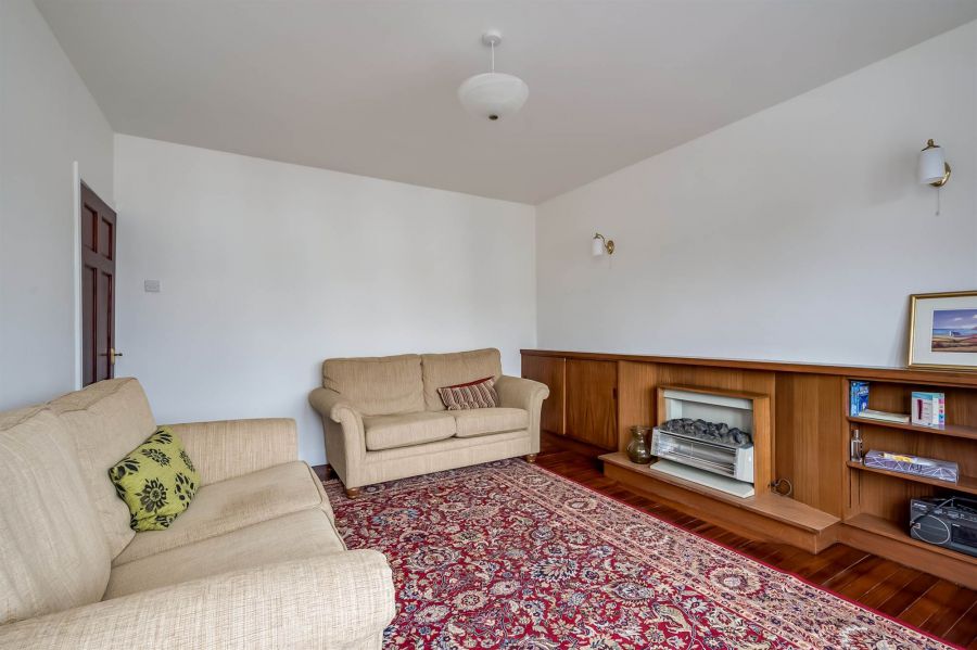 5 Knockhill Court