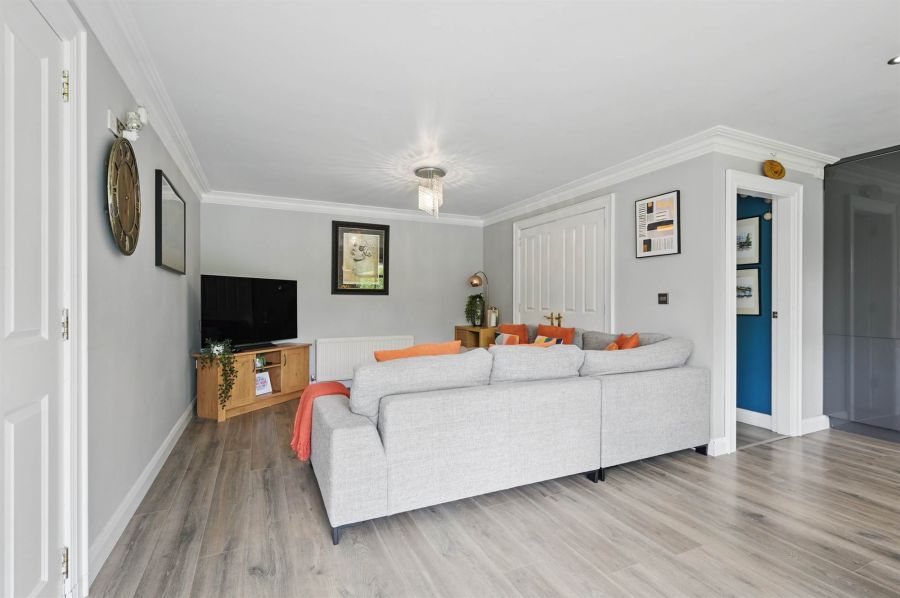 2b Wilshere Drive