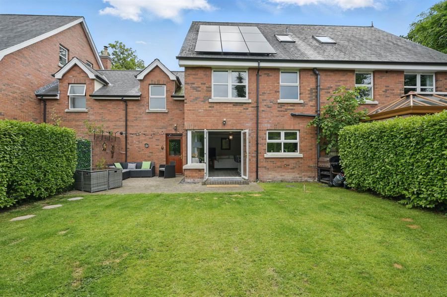 2b Wilshere Drive