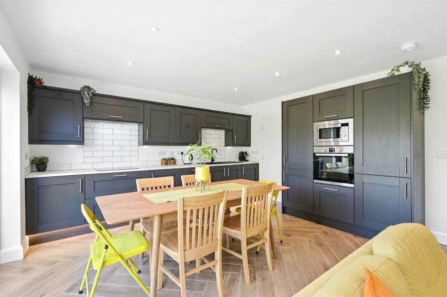 62 Earlswood Road