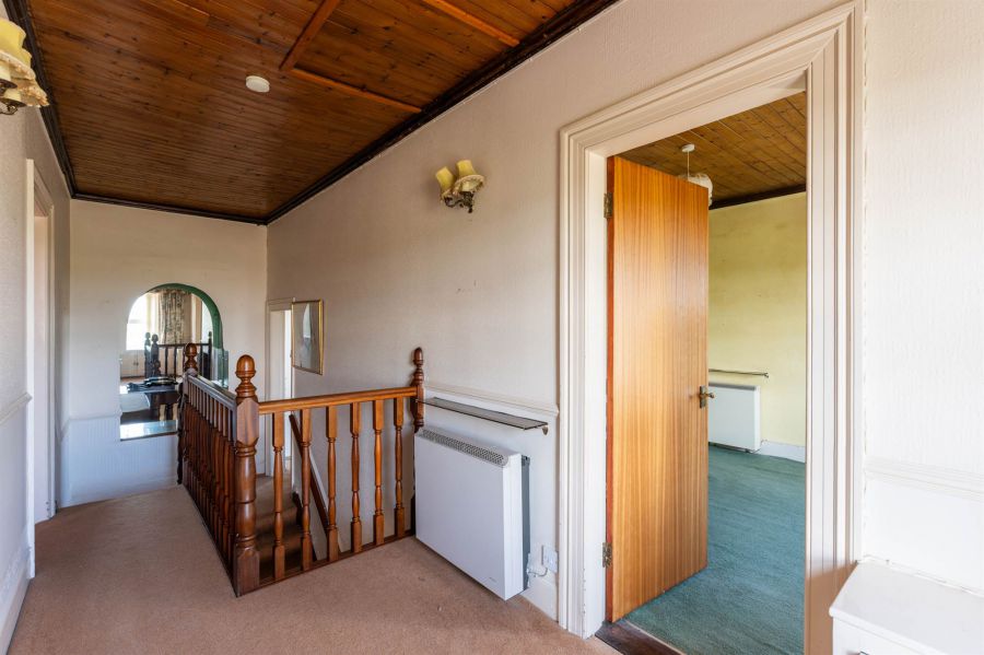 25 Hillhead Road