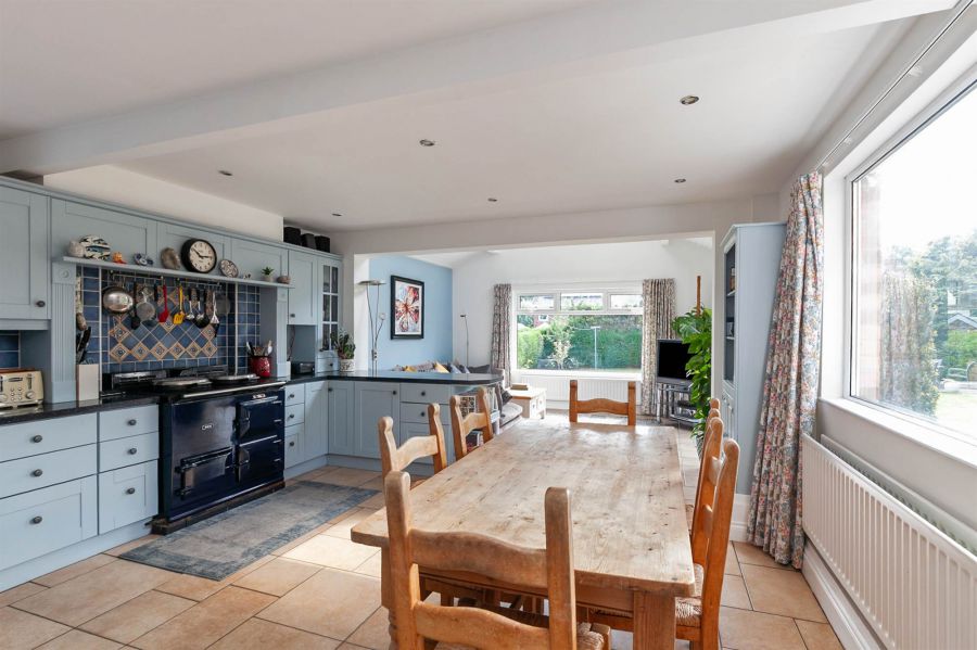 21 Castlehill Road