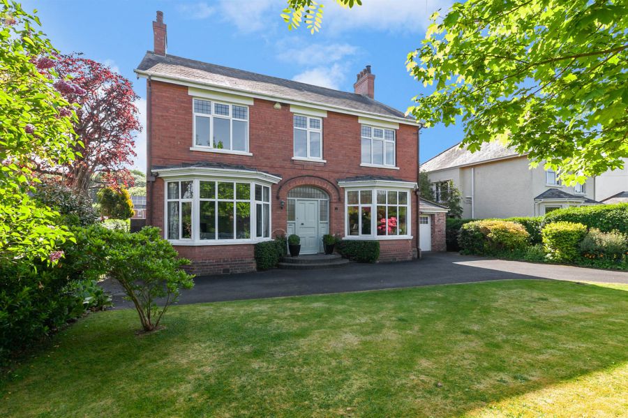21 Castlehill Road