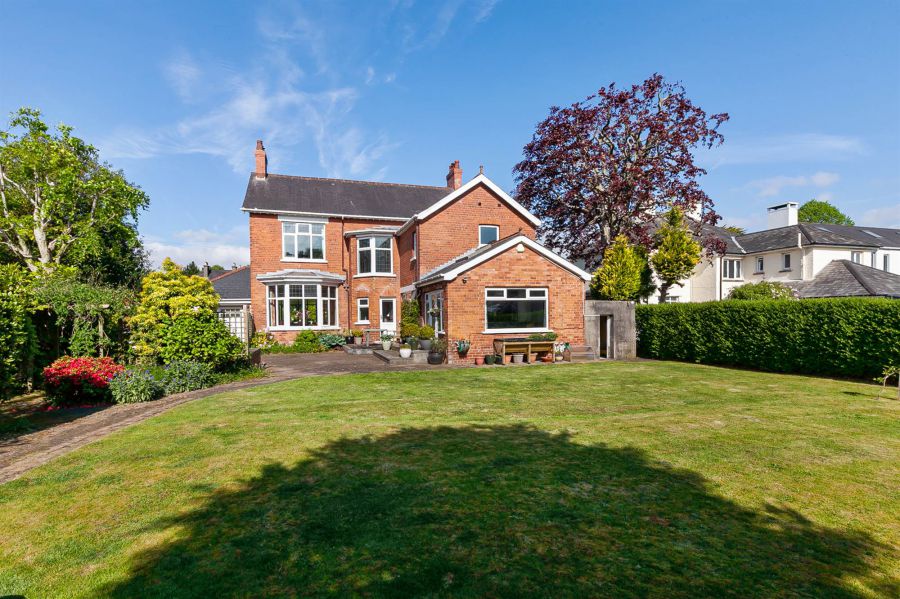 21 Castlehill Road