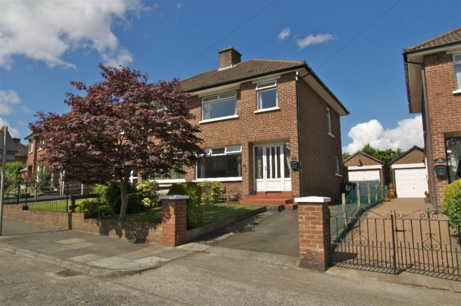 47 Marmont Park