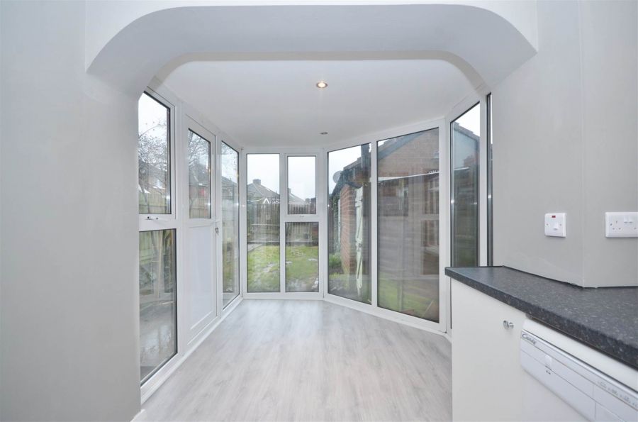 47 Marmont Park
