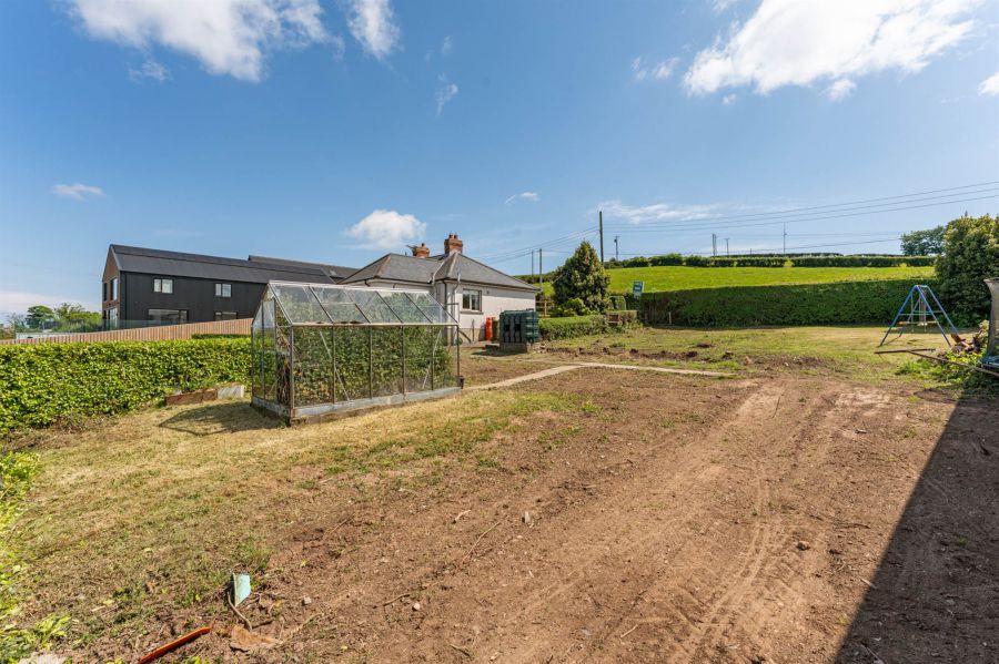 site adjacent to, 51 Middle Braniel Road