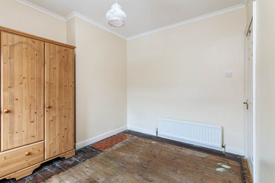 31 Parkgate Ave