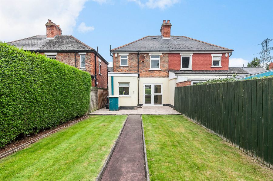 31 Parkgate Ave