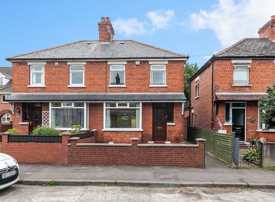 31 Parkgate Ave