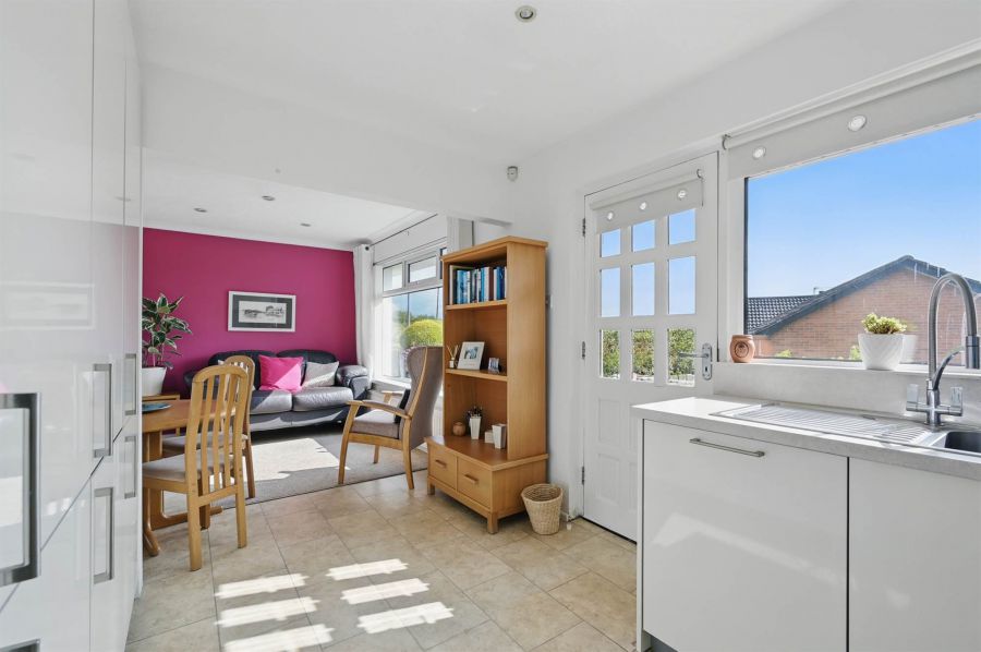 24 Glenariff Drive