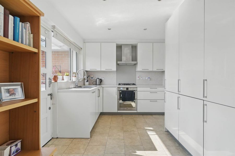 24 Glenariff Drive