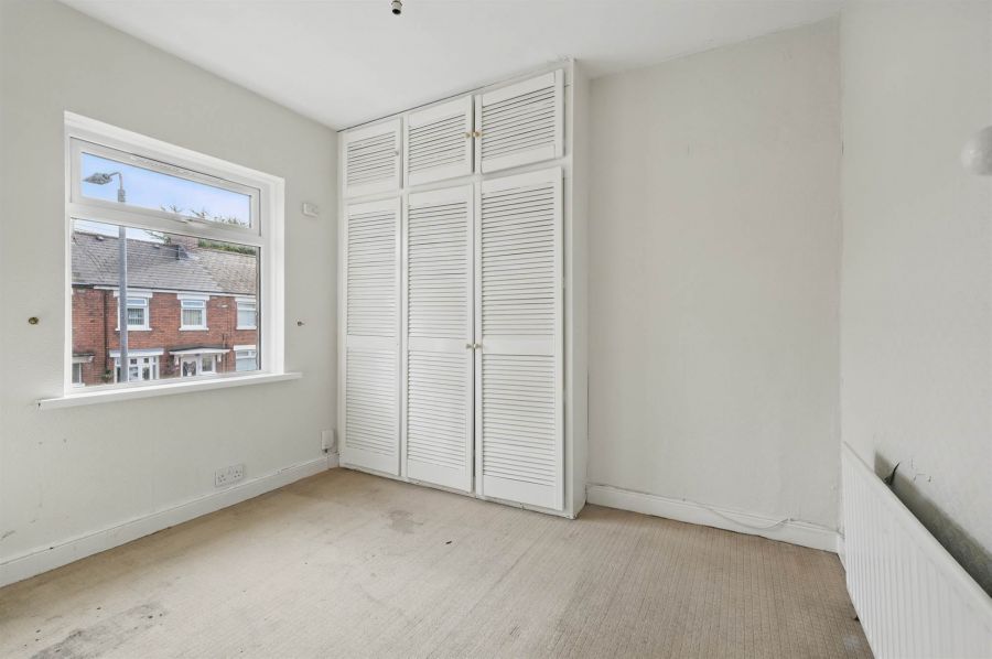 28 Sandbrook Park