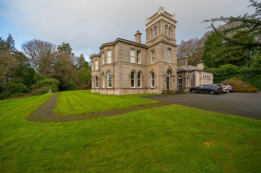 Flat 3, 378 Belmont Road
