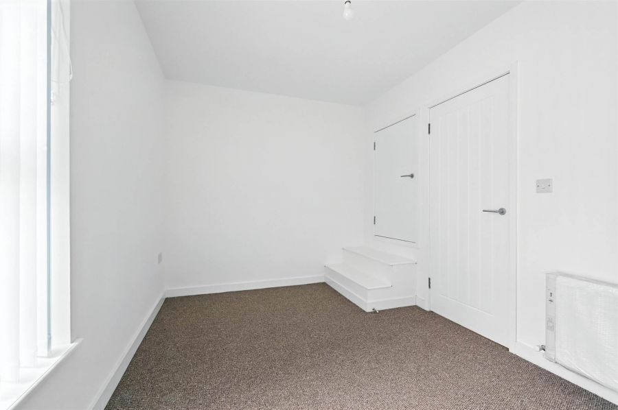 30 Castlereagh Parade