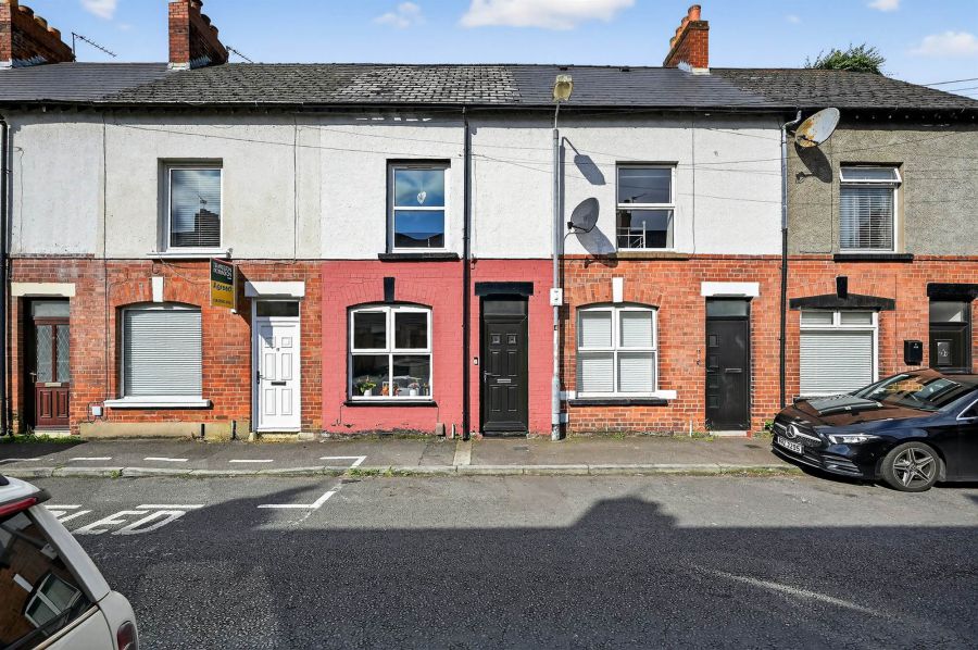 15 Hillview Avenue