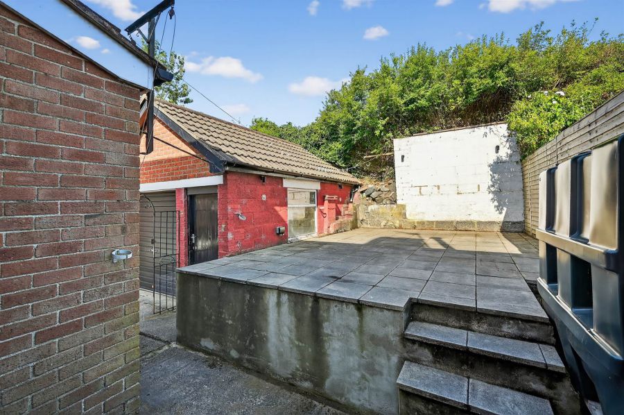 26 Orangefield Gardens