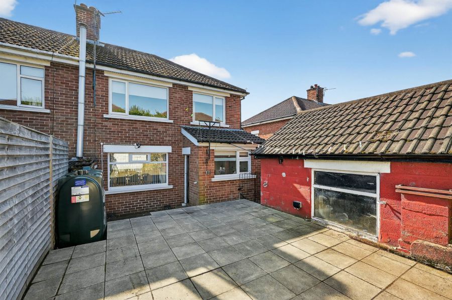 26 Orangefield Gardens