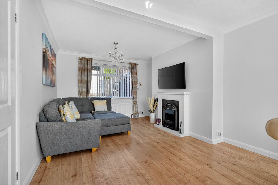 26 Orangefield Gardens