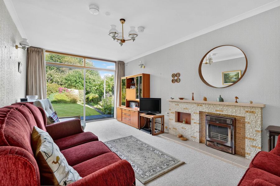 71 Kingsdale Park