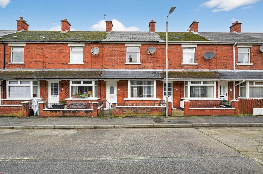10 Oakdene Drive, Sydenham, Belfast, BT4 1LD