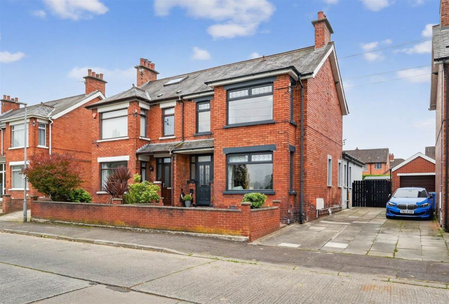 17 Houston Park,Castlereagh, Belfast, BT5 6AT 17 Houston Park,Castlereagh, Belfast, BT5 6AT