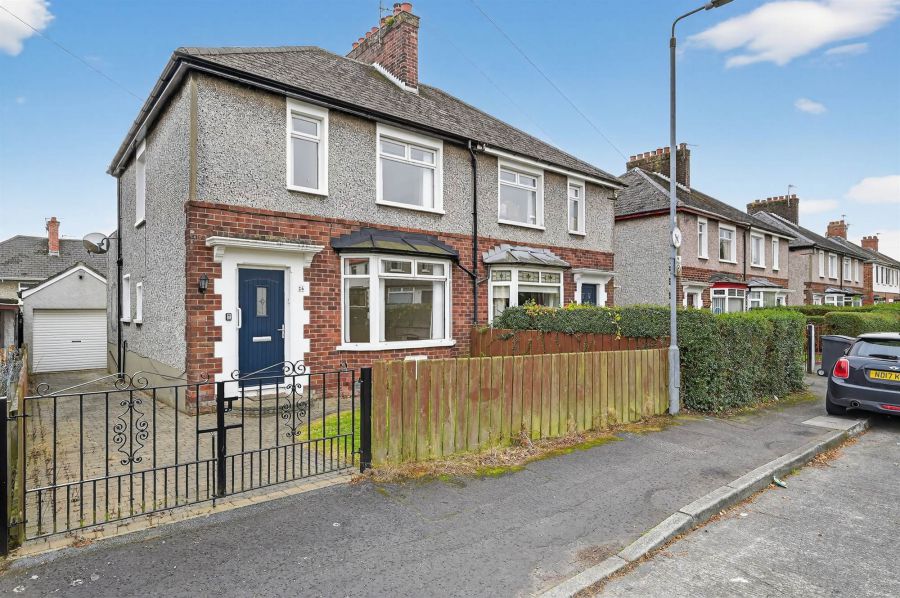 26 Summerhill Park