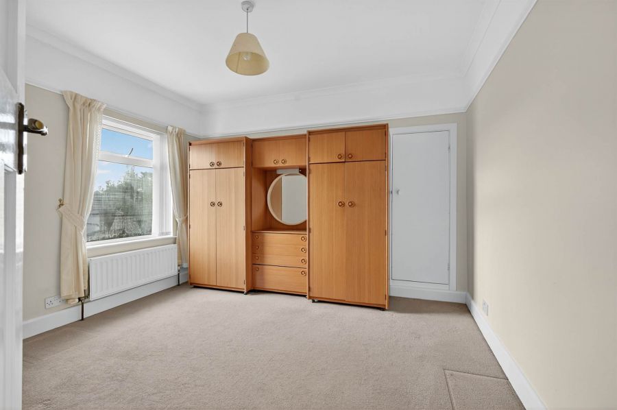 26 Summerhill Park