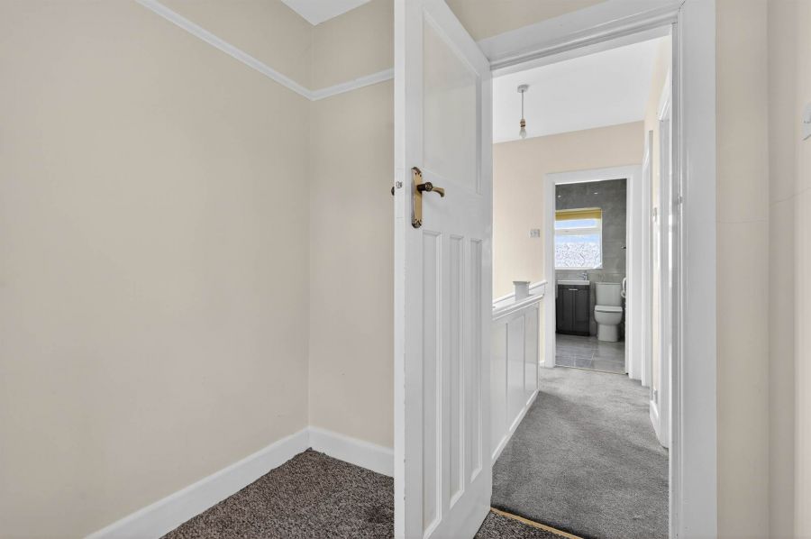 26 Summerhill Park
