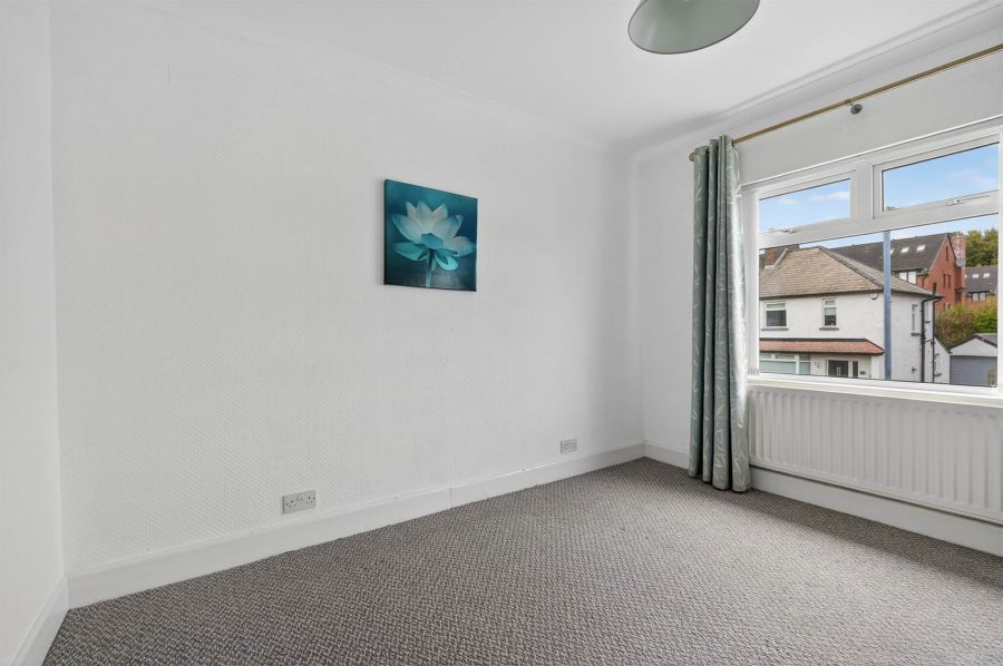 26 Summerhill Park