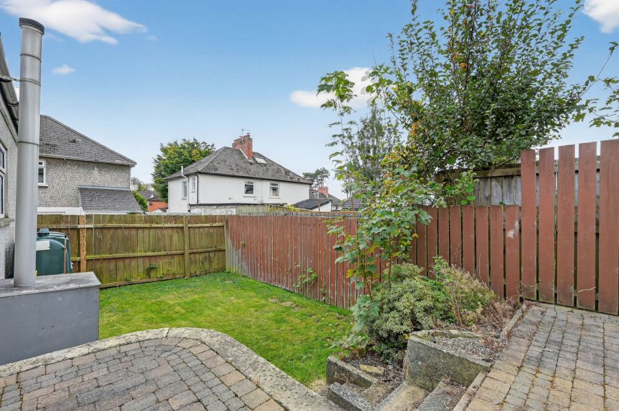 26 Summerhill Park