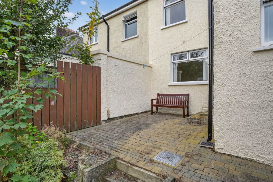 26 Summerhill Park