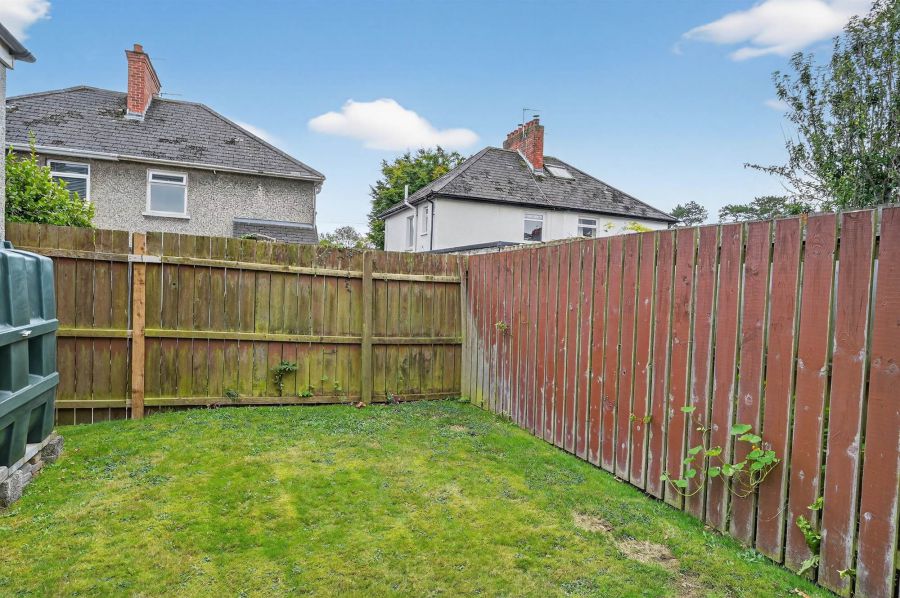26 Summerhill Park