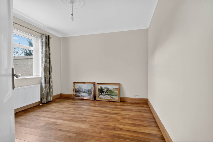 26 Summerhill Park