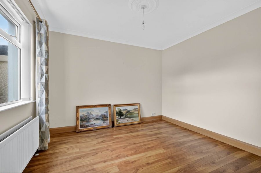 26 Summerhill Park