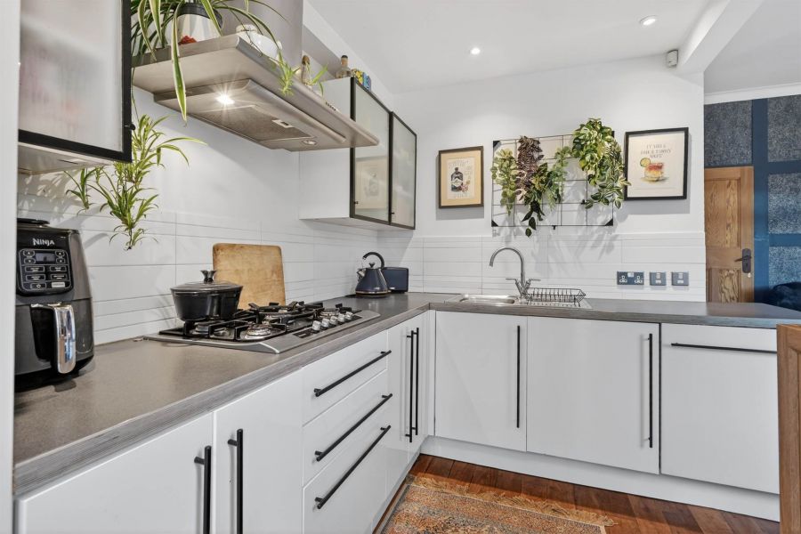 130 Orangefield Crescent